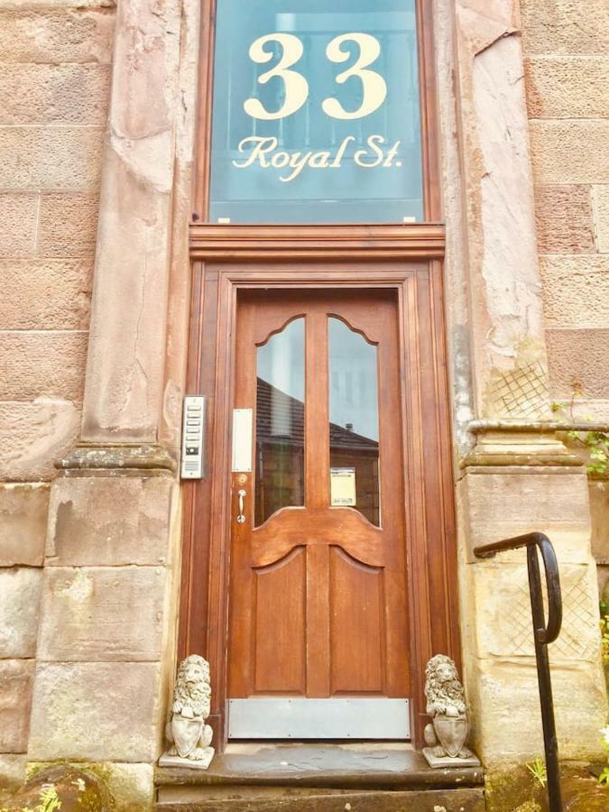 Appartamento The Lion'S Den On Royal Street Gourock Esterno foto